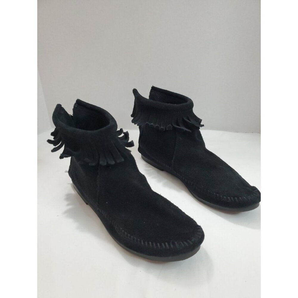 Minnetonka Women's Moccasin Size 5 Black Suede Ankle Fringe Zip Boots Leather - Picture 3 of 11